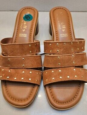 Mariella Made in Italy Womens Size 8 Brown Suede Studded Slide Sandals NWT